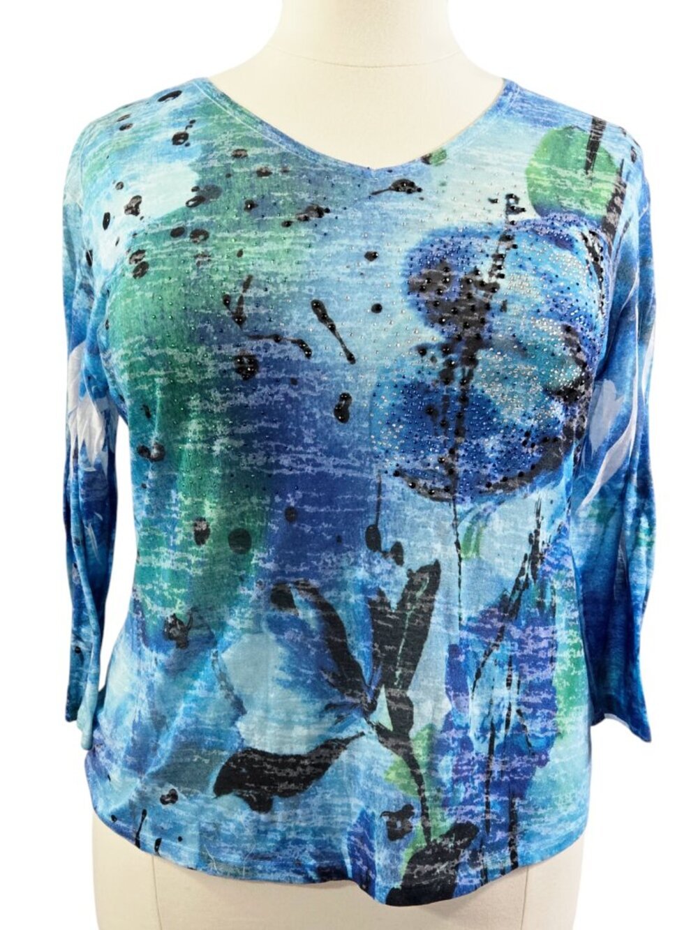 Jess & Jane Abstract Blue Floral Splatter Beaded V-Neck Top Artsy Art to Wear